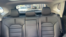 MG Hs 1.5 T-GDI Exclusive 5dr DCT Petrol Hatchback